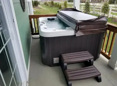 Compact Cozy Hot Tub — Deck Building & Repair project by Recreation Unlimited