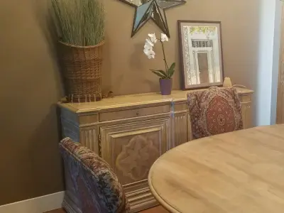 Distinctive Dining Space — Interior Design & Decorating project by Dawneva/Ethan Allen Design Center Peoria Il