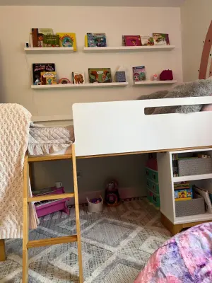 Cottage in the Valley, Bedroom for Girls — Interior Design & Decorating project by Studio Katherine G