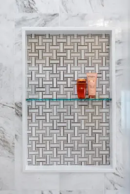 Waterbury Main Bathroom — Interior Design & Decorating project by Jennifer Kizzee Design