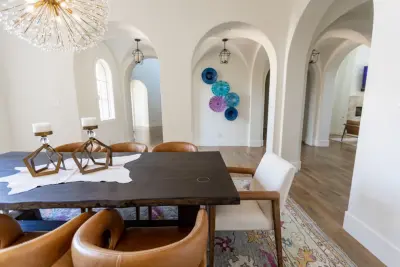 Westlake Eating Area — Interior Design & Decorating project by Just The Thing Decorating, Staging, And Windows