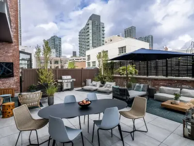 Chelsea Ayres Interiors - Custom Home Builders in Greenbrae, CA