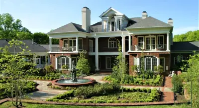 Deven's Favor by W. Michael Davis, Architect