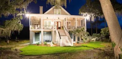 Whalebranch - Light Hall by Allison Ramsey Architects