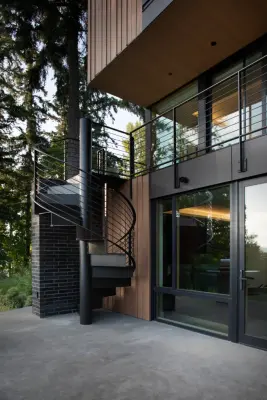 Wing Reach by Rhodes Architecture + Light