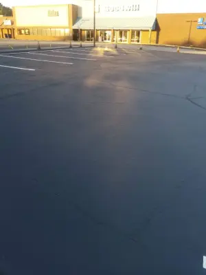 Martinez Sealcoating and Painting - Driveway Repair & Paving in Spartanburg, SC