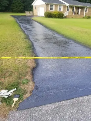 Martinez Sealcoating and Painting - Driveway Repair & Paving in Spartanburg, SC