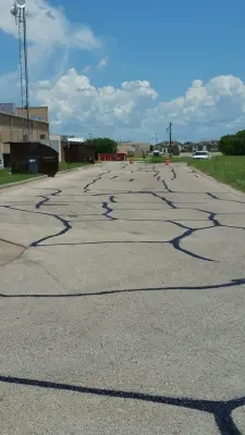 eSquared Asphalt Maintenance - Driveway Repair & Paving in West, TX