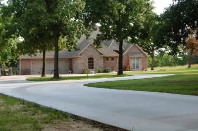 Davidson Concrete & Construction - Driveway Repair & Paving in Oklahoma City, OK