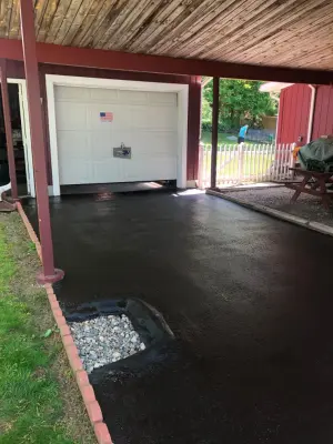 Reed Asphalt Sealcoating - Commercial Construction Services in Foxborough, MA