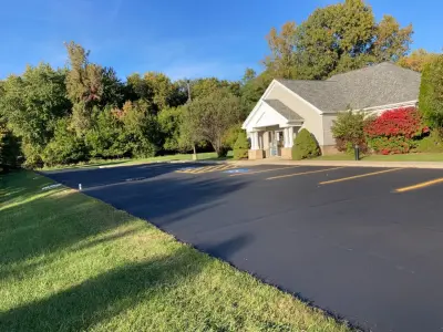 Hullingers Asphalt Sealcoating - Driveway Repair & Paving in Lakeview, OH