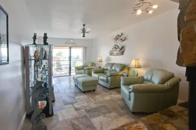 Travertine Warehouse - Stone & Concrete Installation in Tampa, FL