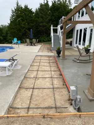 Carver's Contracting LLC - Landscape Design in Byrnes Mill, MO