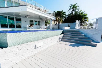 Linda Abbott - Landscape Construction in Fort Lauderdale, FL