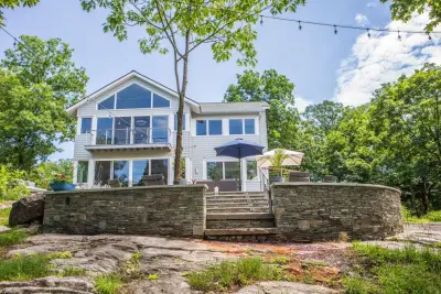 De La Paz Masonry - Landscape Construction in Port Chester, NY