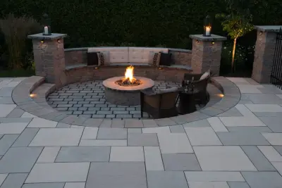 Aberdeen Poolside Retreat by Techo-Bloc