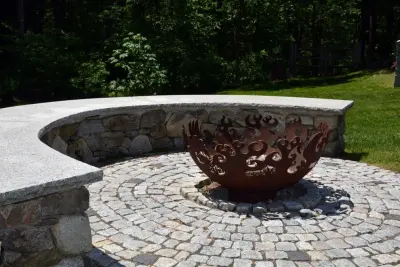 Amherst, NH Garden Retreat by Swenson Granite Works