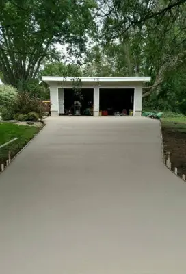 Grizzly Concrete and Masonry - Deck Building & Repair in Stacy, MN