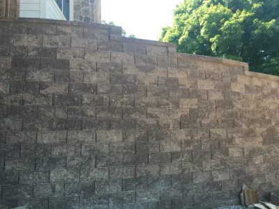 Pavestone Wall at Forest Hills — Stone & Concrete Installation project by Harpeth Valley Hardscapes, LLC