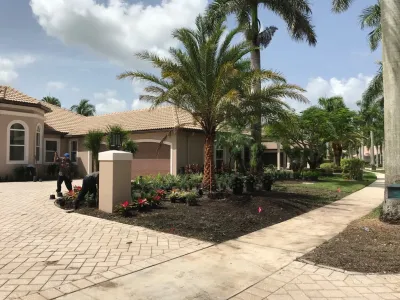 Mendible Residence by The Landscaping People, Inc.