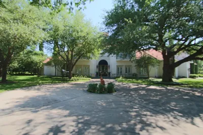 The Plant Concierge - Landscape Maintenance in Dallas, TX