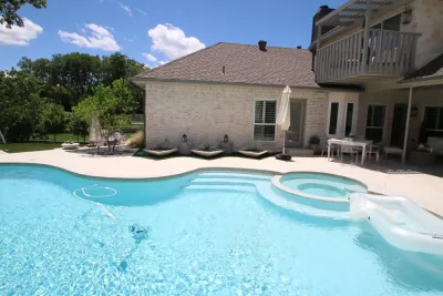 Modern Landscape — Landscape Construction project by The Plant Concierge in Dallas