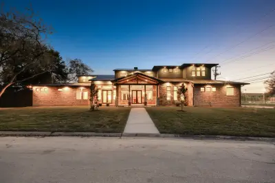 Ideo Architects - Landscape Construction in Spring, TX