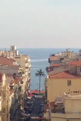 Paris Encounters the Mediterranean by Esprit Design
