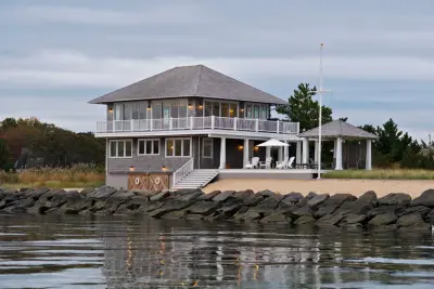 Peconic Bay - End of the Land — Architectural & Building Design Services project by Mark C. Matthews Architecture, PC
