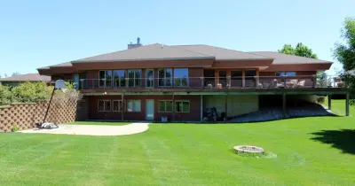 Atura Architecture/Dean Snyder Construction - Architectural & Building Design Services in Clear Lake, IA