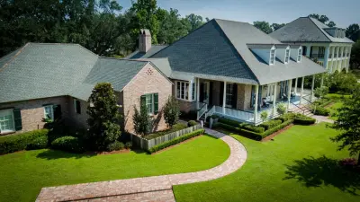 Cockfield Jackson Architects, APAC - Custom Home Builders in Baton Rouge, LA