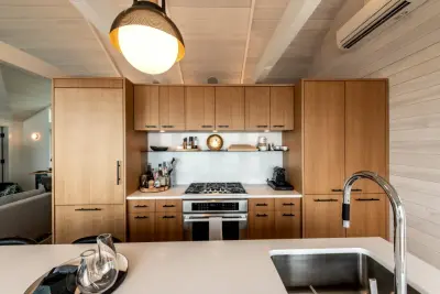 Condominium at Provincetown Waterfront by Hammer Architects