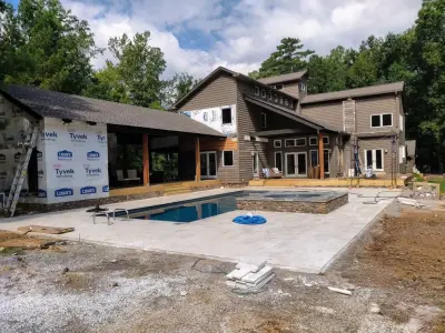 Saddlecreek Poolhouse - Donnie Proctor Construction by John M. Holmes Architect