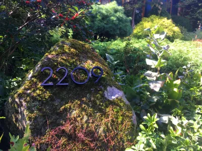 Address boulder — Landscape Construction project by Village Stonesmith Gardens & Masonry