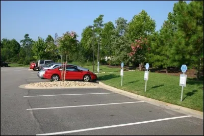 Virginia Landscapes & Morris Lawn Maintenance - Retaining Wall Construction in Hampton, VA