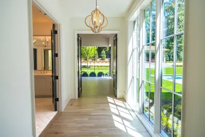 Tuxedo 2 by Norwood Architects