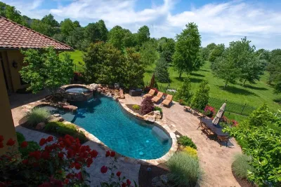 Zach's Lawn & Landscaping - Garden Remodeling in Overland Park, KS