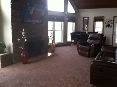 Lavy Carpet Sales & Supplies - Flooring Installation Services in Zanesville, OH
