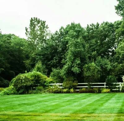 Perrone Landscaping - Lawn Edging & Trimming in Holden, MA