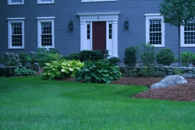 Perrone Landscaping - Lawn Edging & Trimming in Holden, MA