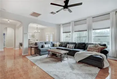 Show-Off Home LLC - Professional Home Organizers in Rockdale, TX