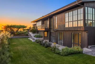 Summit Residence by Tom Kuniholm Architects