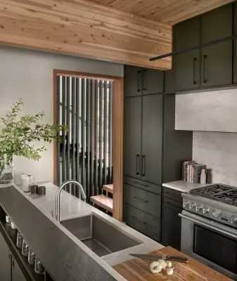 Searl Lamaster Howe Architects - Interior Design & Decorating in Chicago, IL