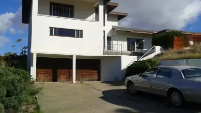 William J. Benjamin, AIA | Lux Homes Hawaii - Custom Home Builders in Honolulu, HI