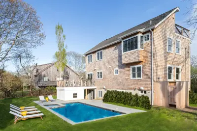 Pamela Glazer Architect - Custom Home Builders in Southampton, NY