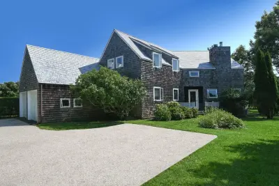 Marjorie Goldberg AIA Architect - Design-Build Services in Bridgehampton, NY