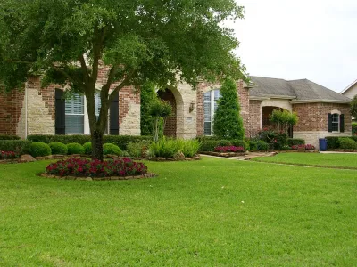 Fox Landscaping - Landscape Maintenance in Cypress, TX