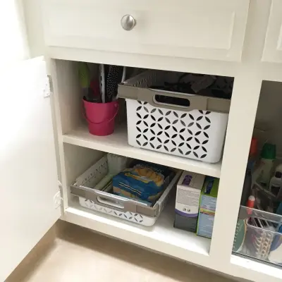 Los Angeles/Master Bathroom Organization — Professional Home Organizers project by Abbey Claire Professional Organizing
