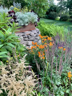 Holmes Fine Gardens - Retaining Wall Construction in Newtown, CT
