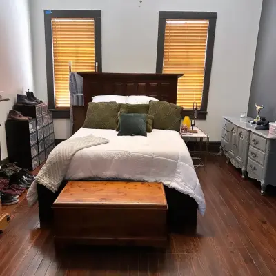 Bedroom Decluttering — Professional Home Organizers project by Nola Organizers